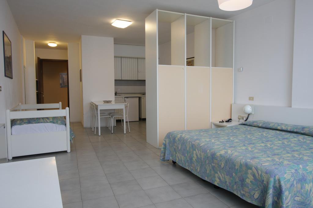 Grand Hotel Golf Tirrenia Buitenkant foto