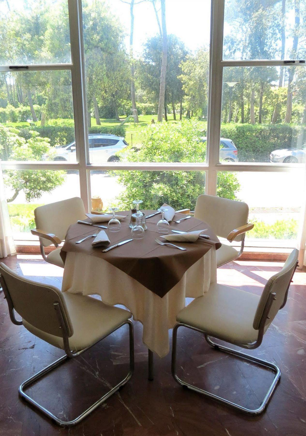 Grand Hotel Golf Tirrenia Buitenkant foto