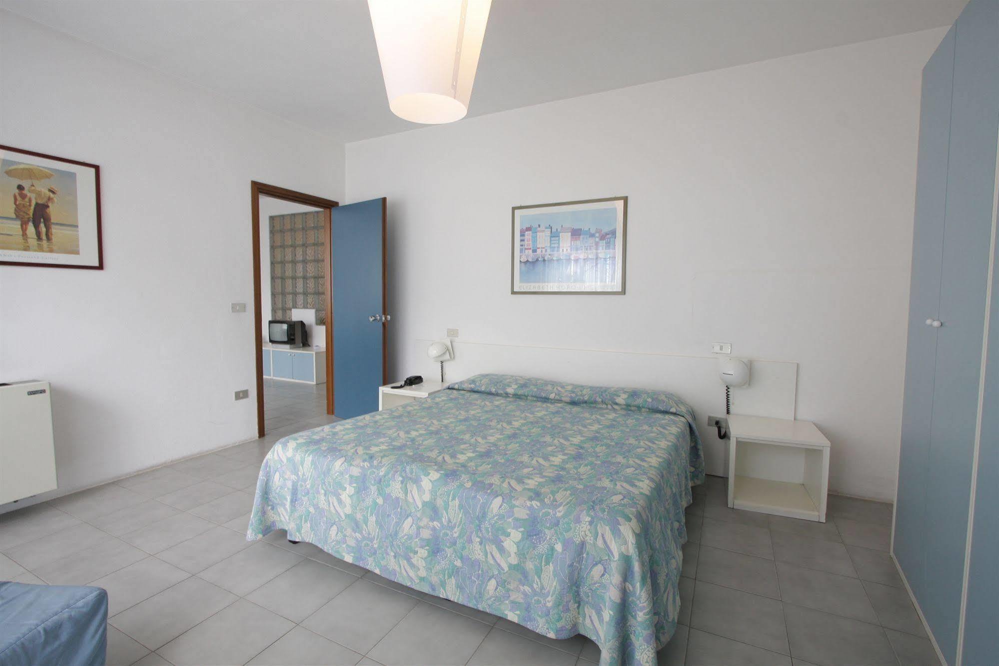 Grand Hotel Golf Tirrenia Buitenkant foto